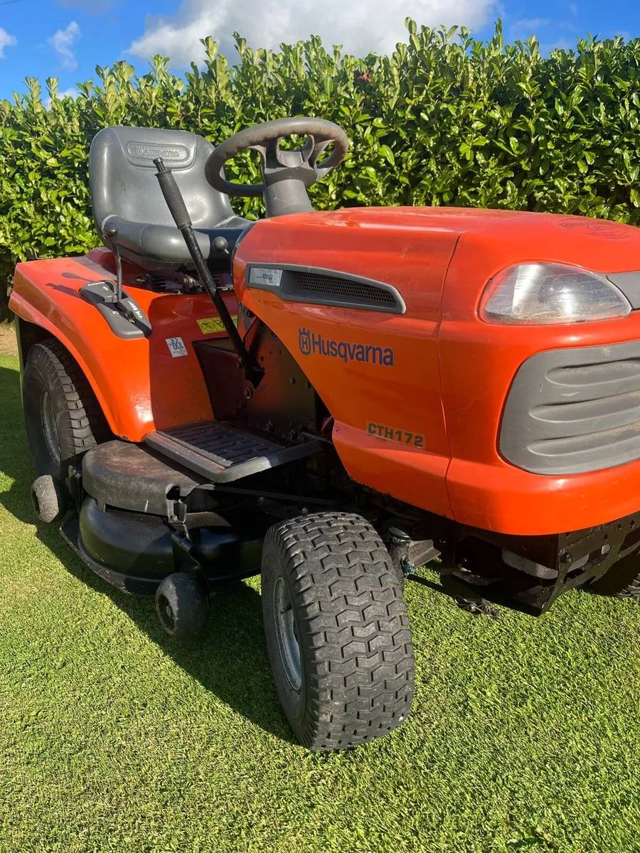 Husqvarna C T H 172   42 inch deck - Image 2