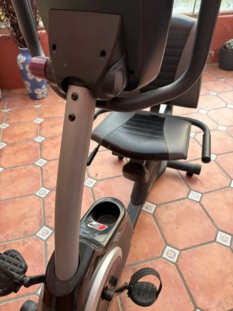 Exercise bike - Image 2