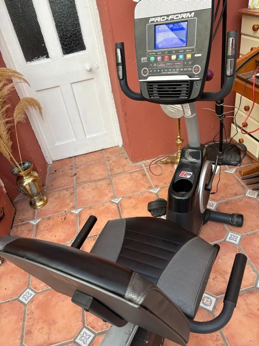 Exercise bike - Image 1