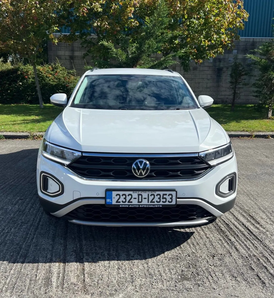 2023 Volkswagen T-Roc Commercial - Image 2