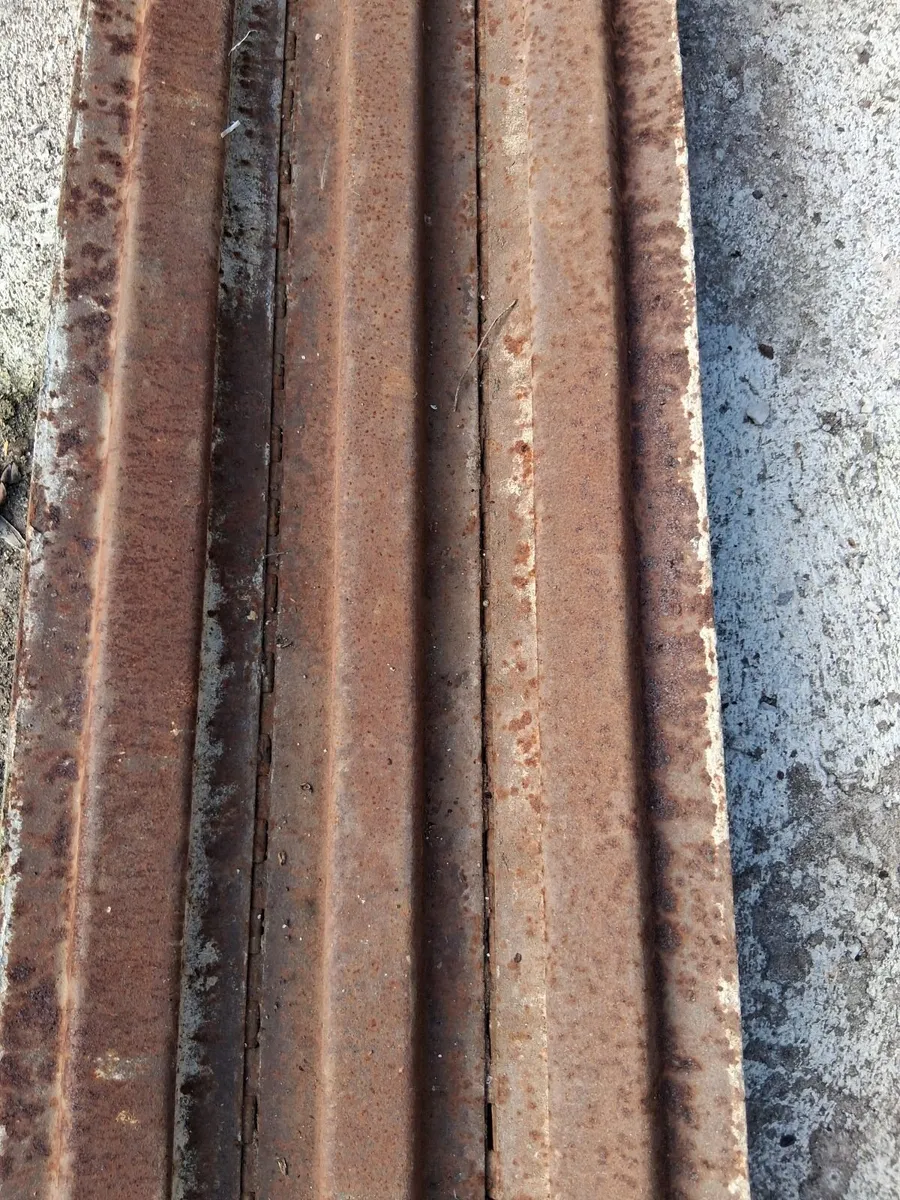 Steel concrete 3 way H post mould - Image 3