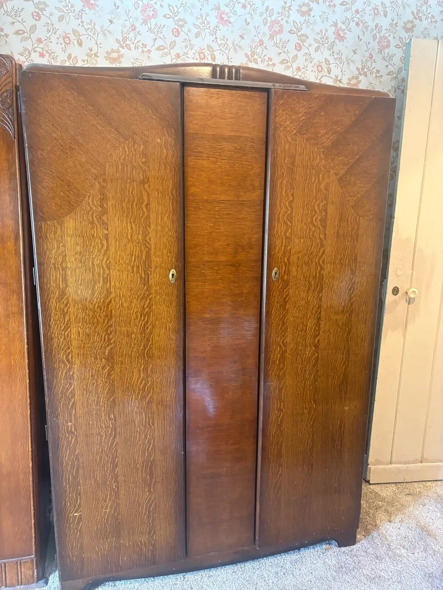 Wardrobe - Image 2