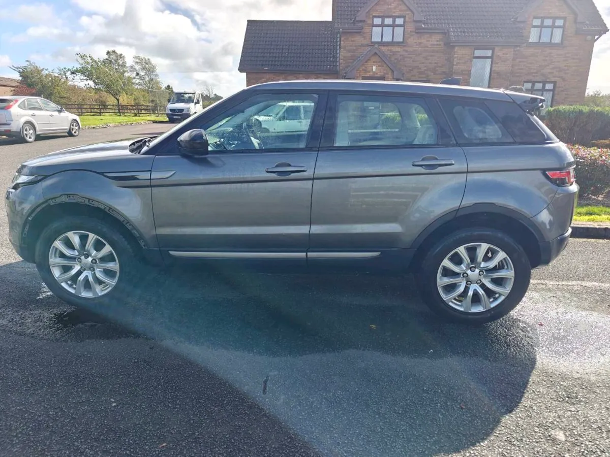 ⚫ 2017 Range Rover Evoque Taxed & Tested 02/27  ⚫ - Image 4