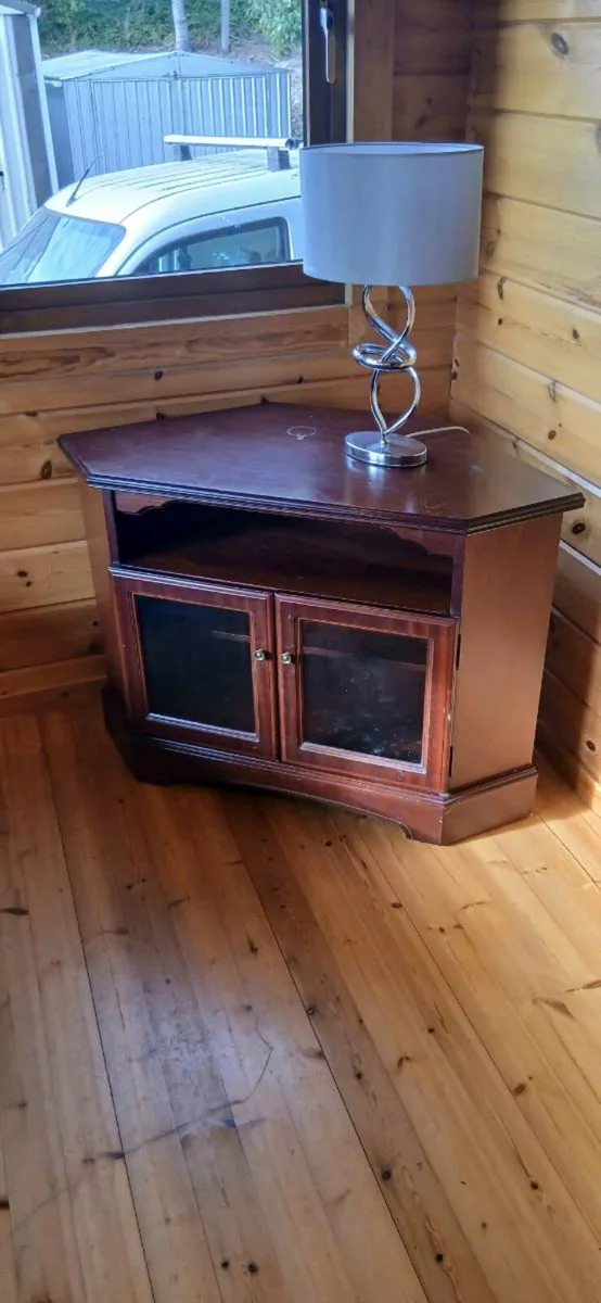Rossmore furniture 9 pieces - Image 3