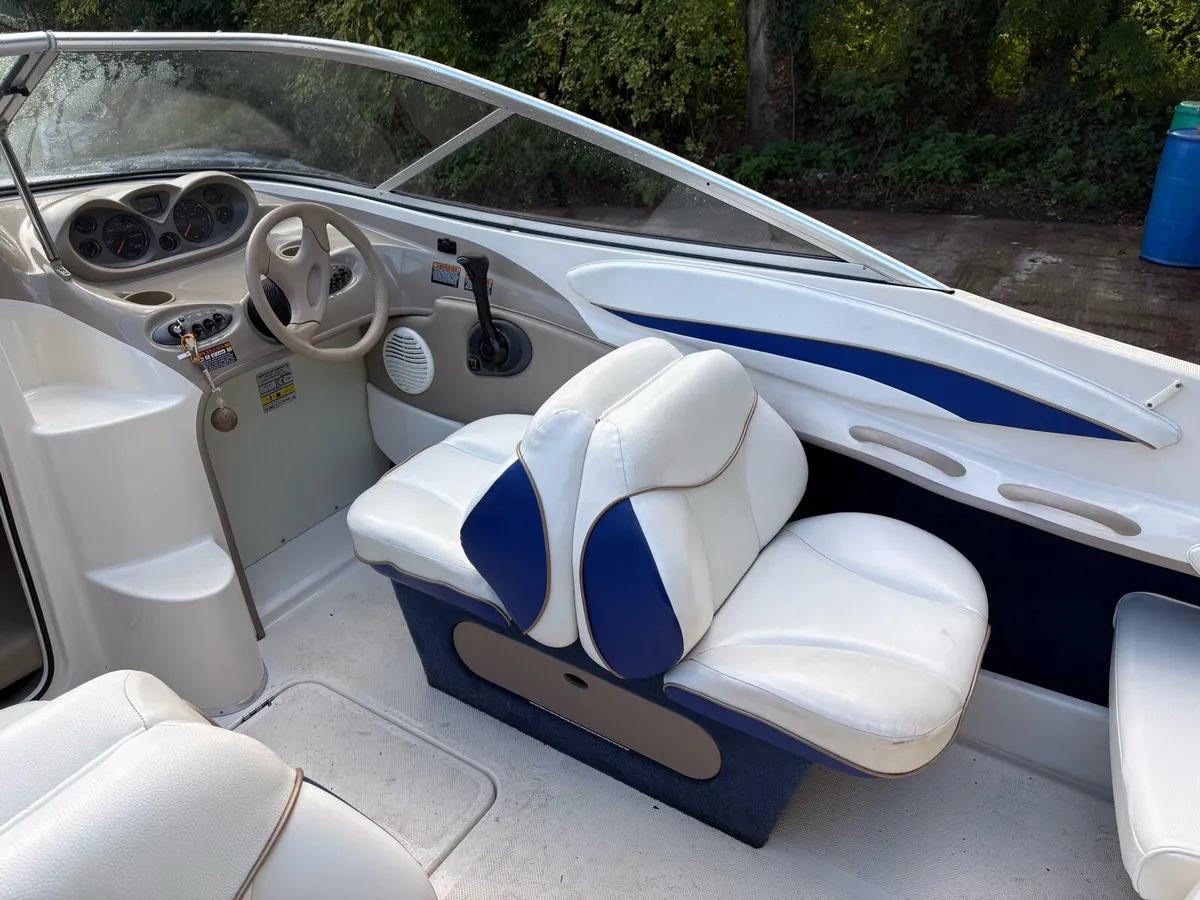 Bayliner Capri 602 boat - Image 1