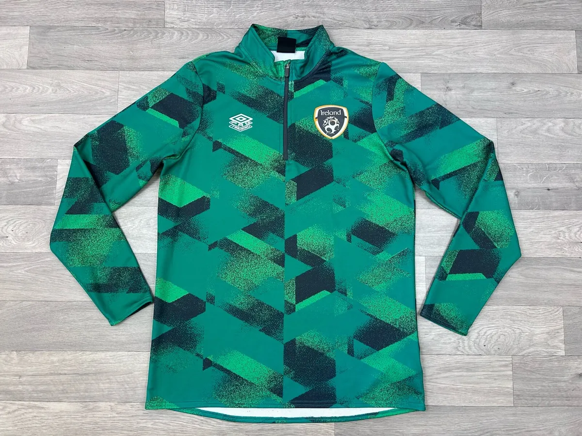 Umbro Ireland Football Half Zip Jumper Mens Large - Image 1