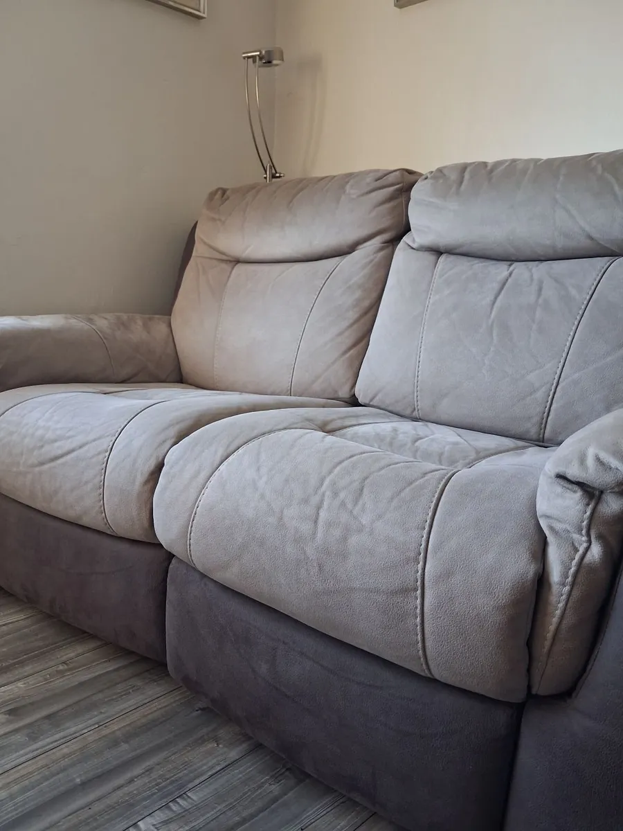 Couch and ottoman - Image 3