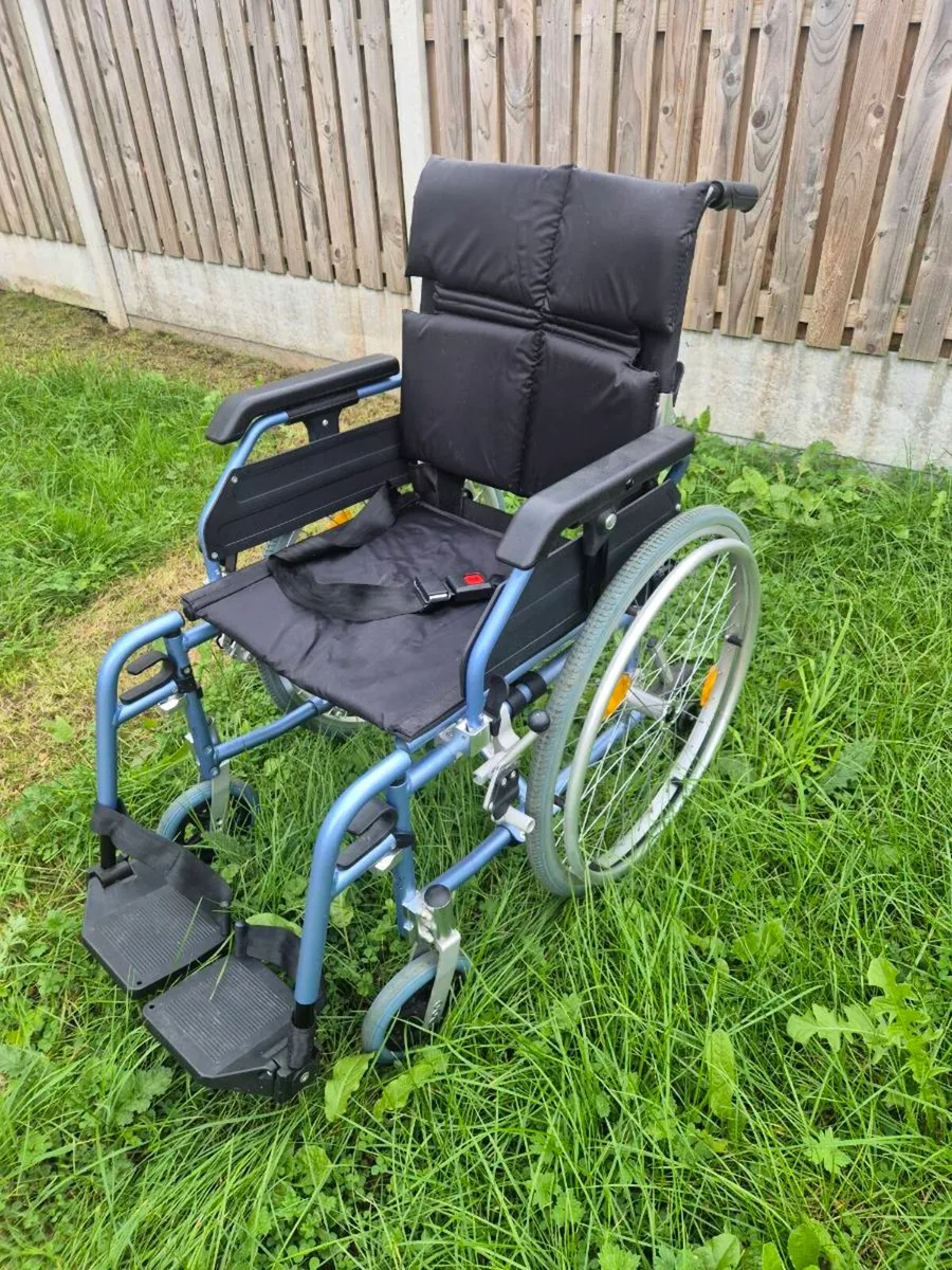 Wheelchair - Image 3