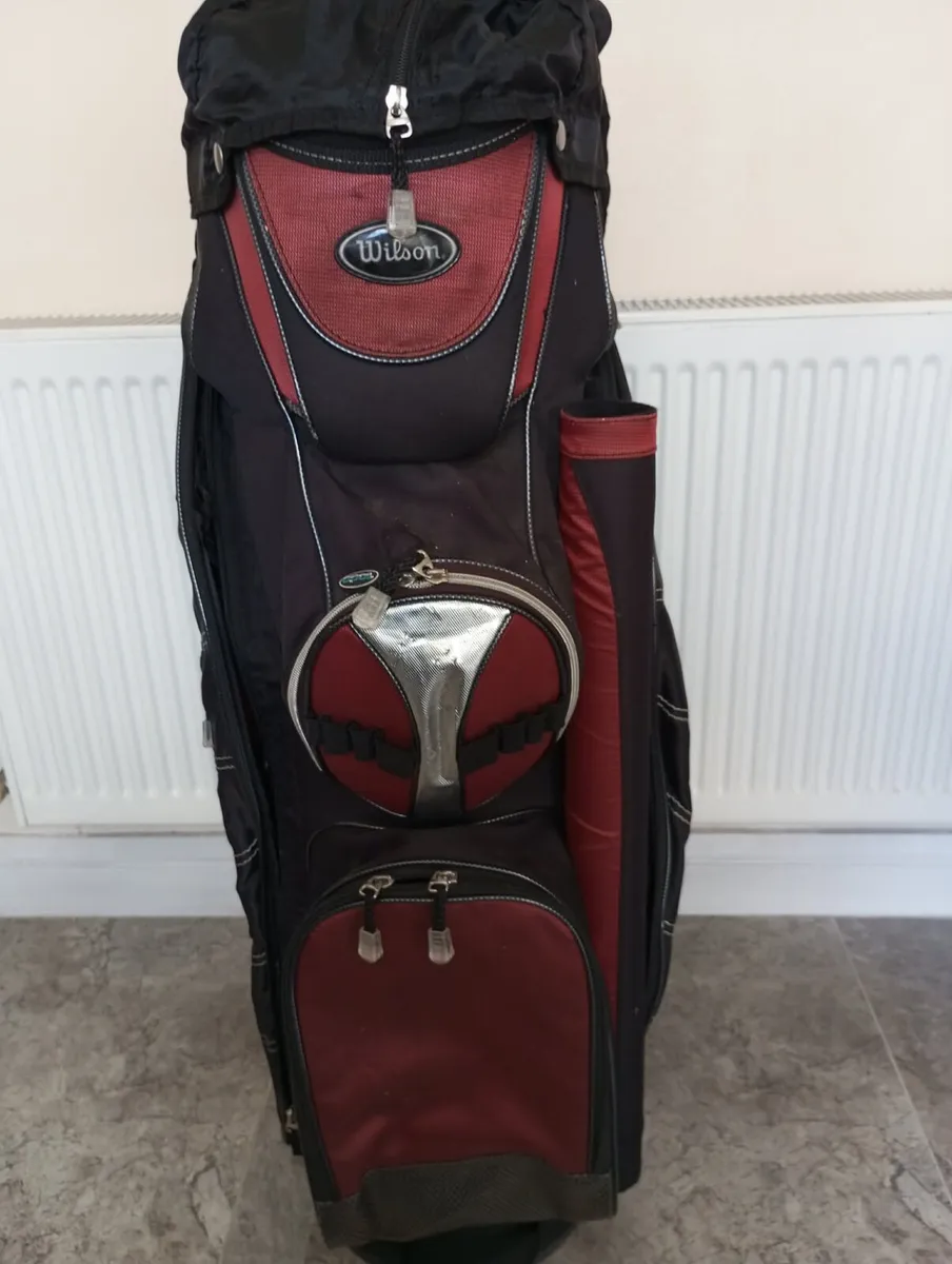 Wilson golf cart bag. - Image 1