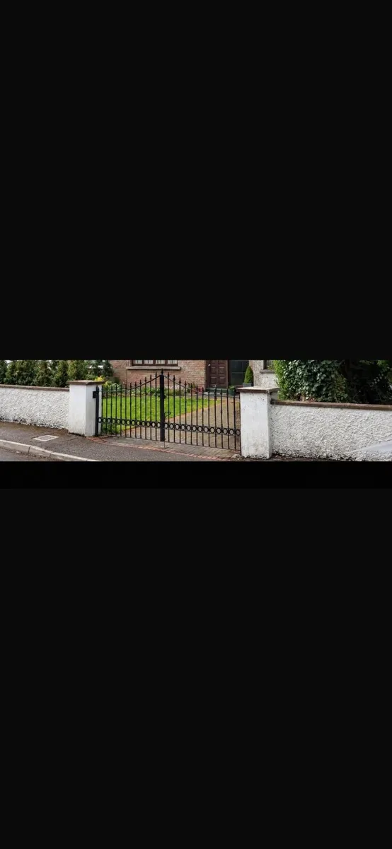 Gates - Image 1