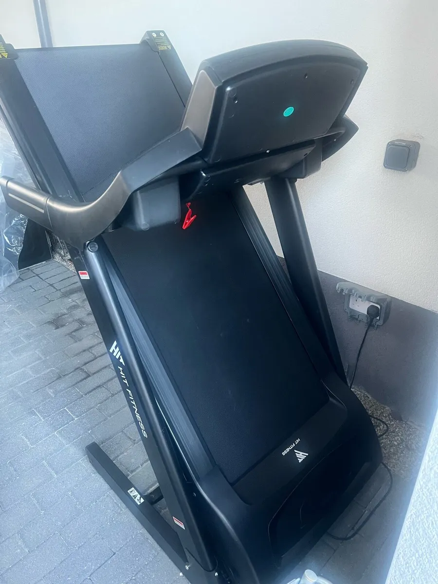 Hit Fitness H4 Treadmill - Image 1