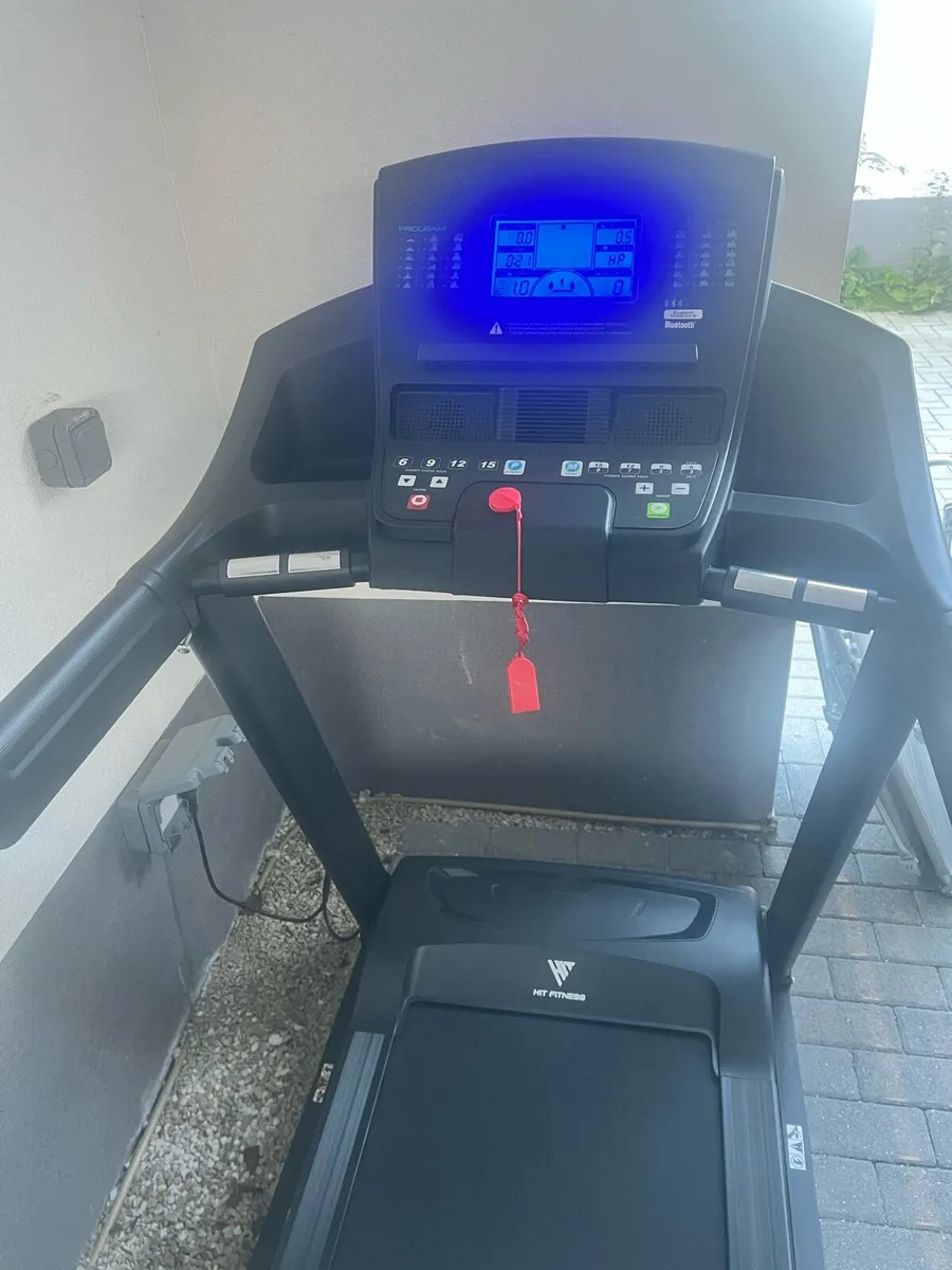 Hit Fitness H4 Treadmill - Image 4