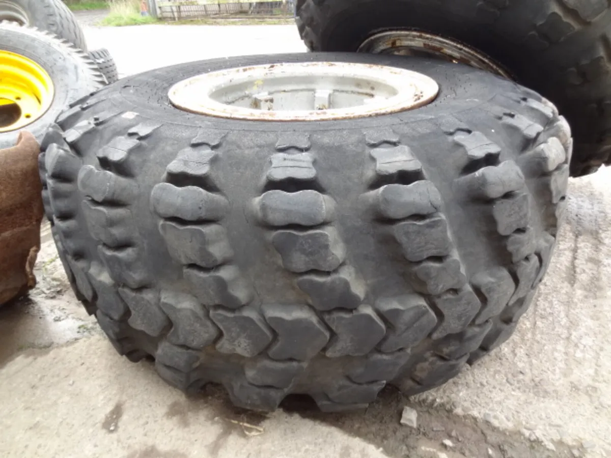 Floatation Tanker Wheels 1300 x 530 x 533 - Image 4