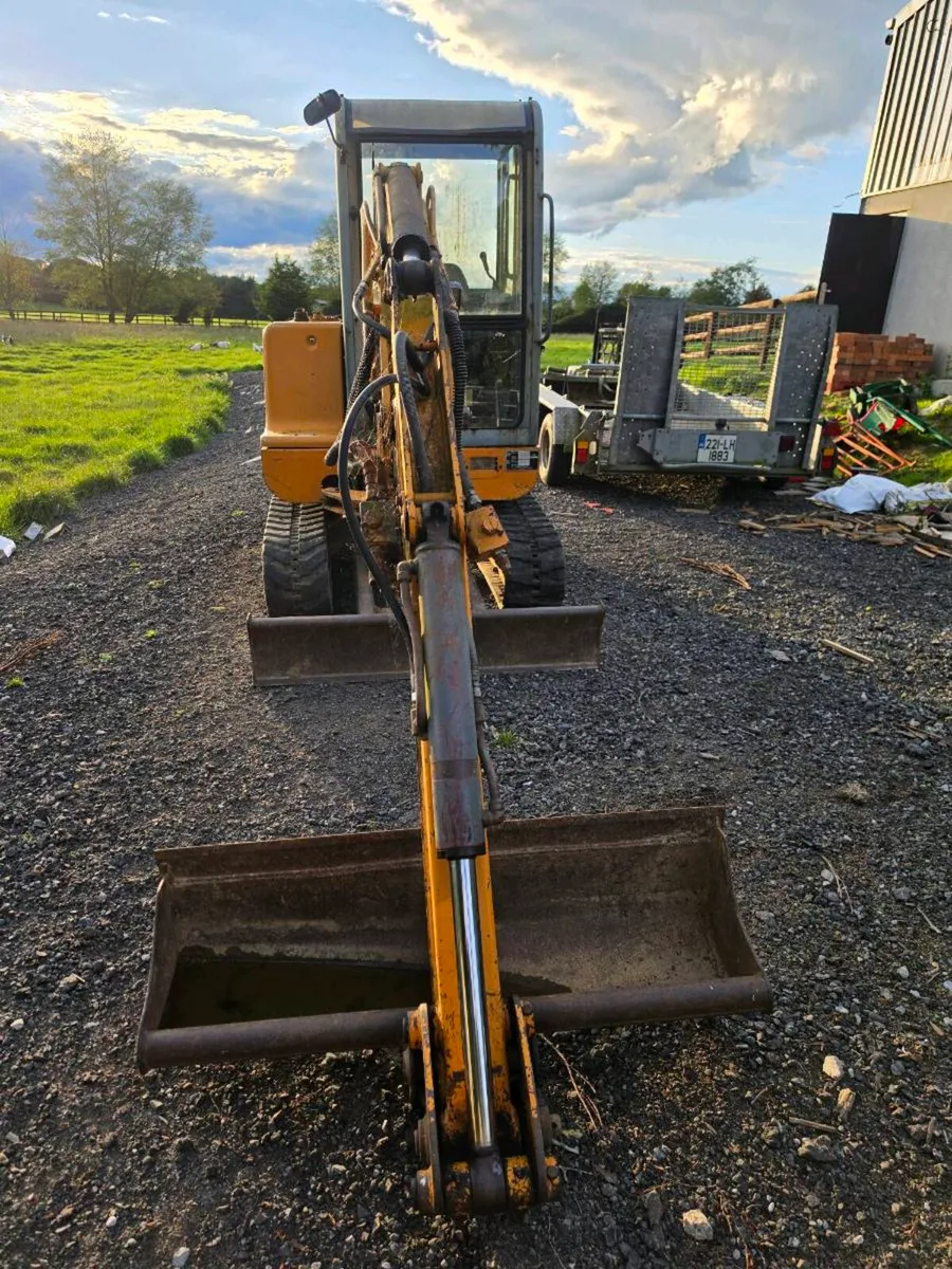 Mini digger / Excavator - Image 4