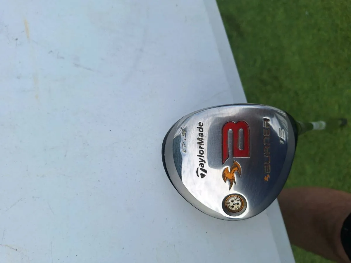 Selection of golf clubs - Image 4