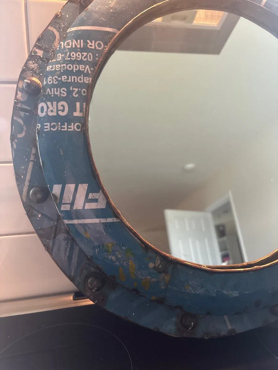 Mirror - Image 4
