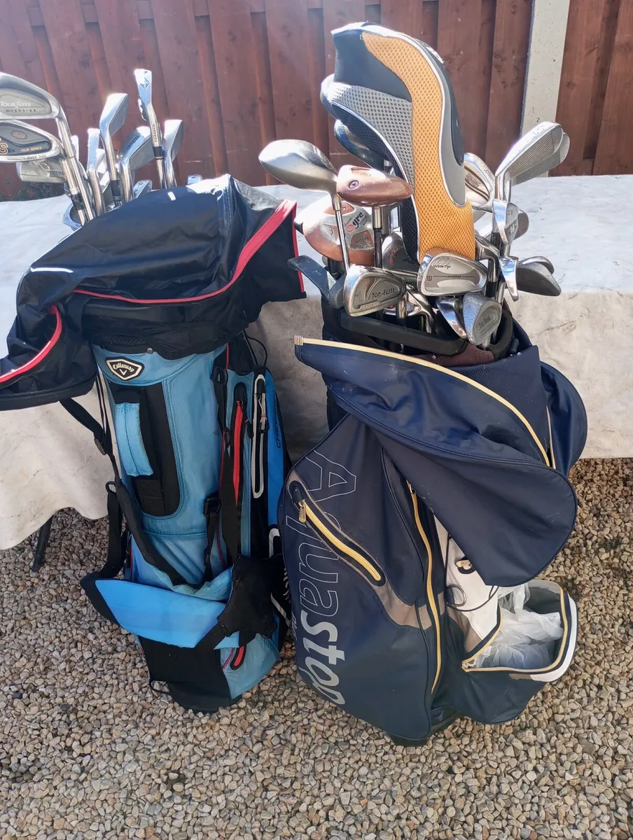 A selection of golf clubs and bags - Image 3