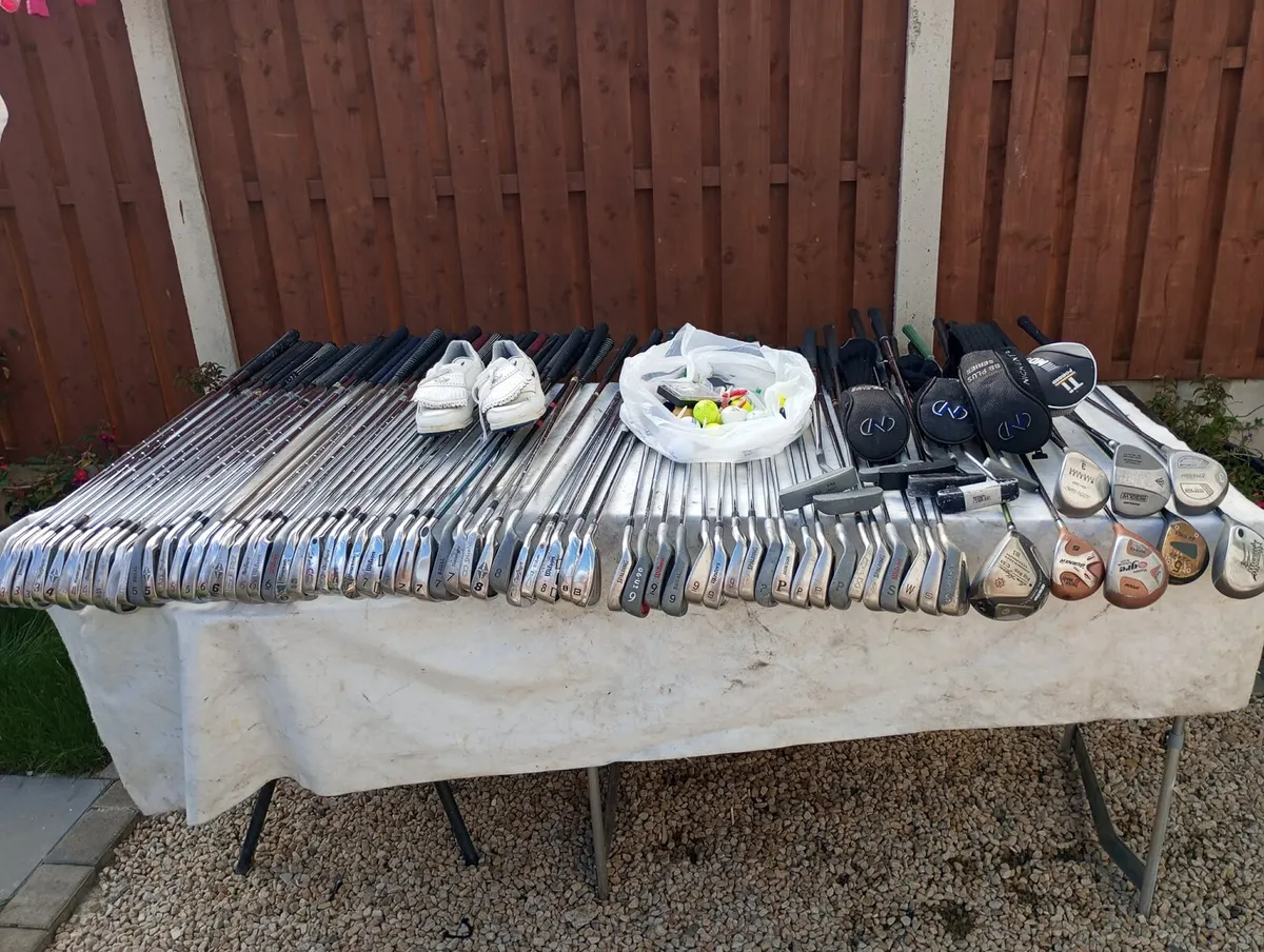 A selection of golf clubs and bags - Image 4