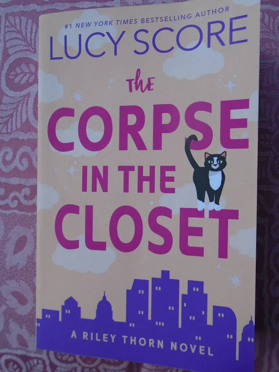 Paperback book, Fiction, Book - Image 1
