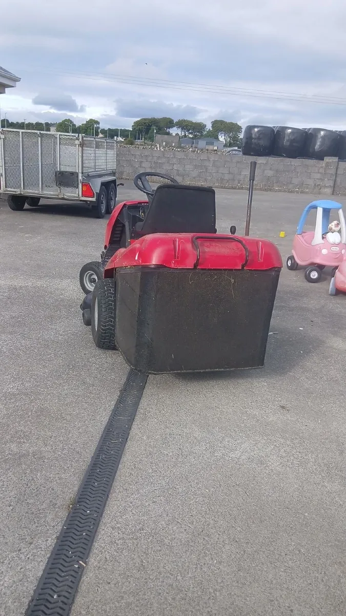 Lawnmower - Image 2
