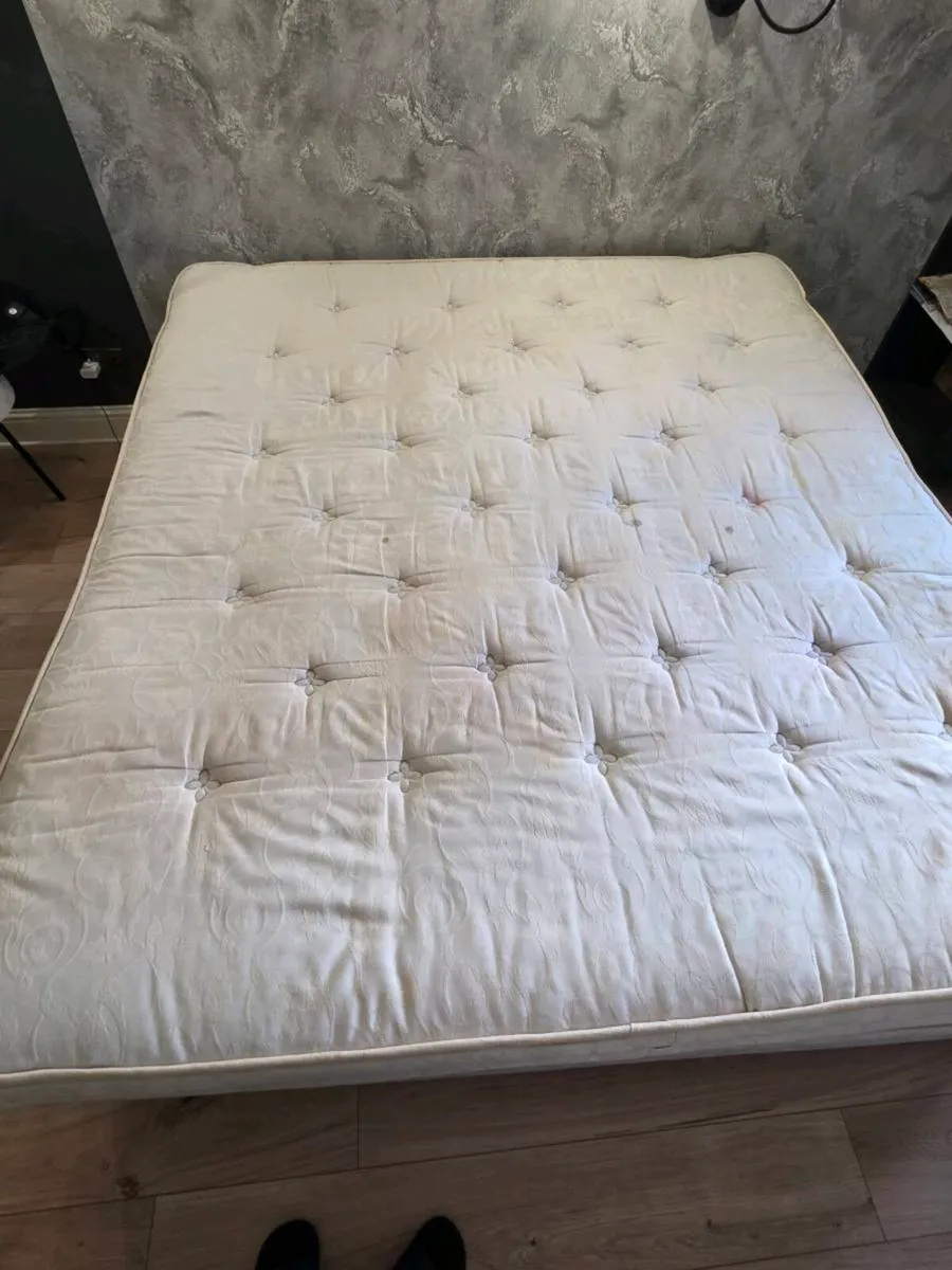 divan bed and mattress FREE - Image 1