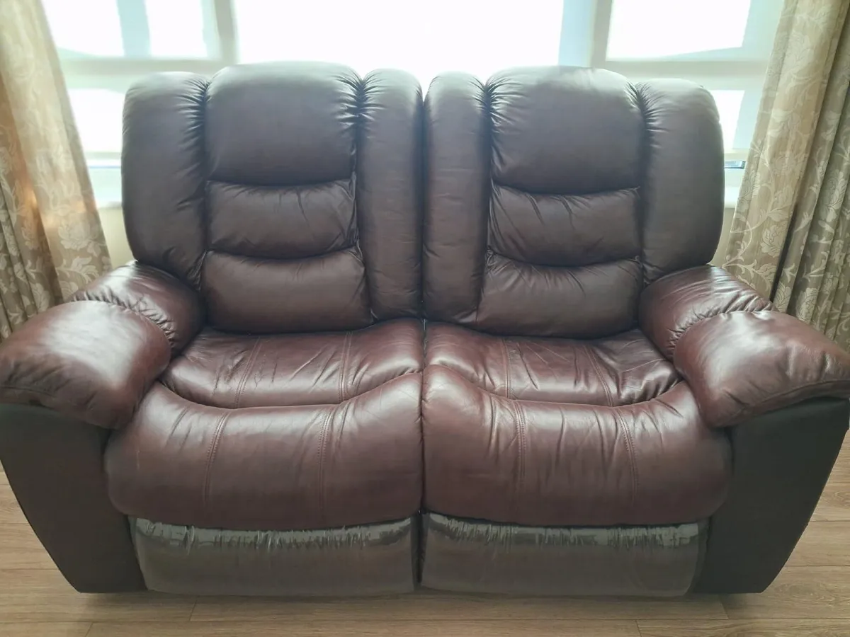 Leather 3 Piece Suite - Image 3