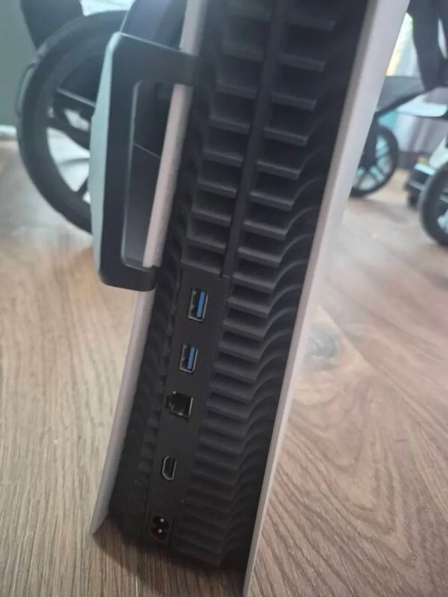 Sony PlayStation 5 and 1 controller - Image 2