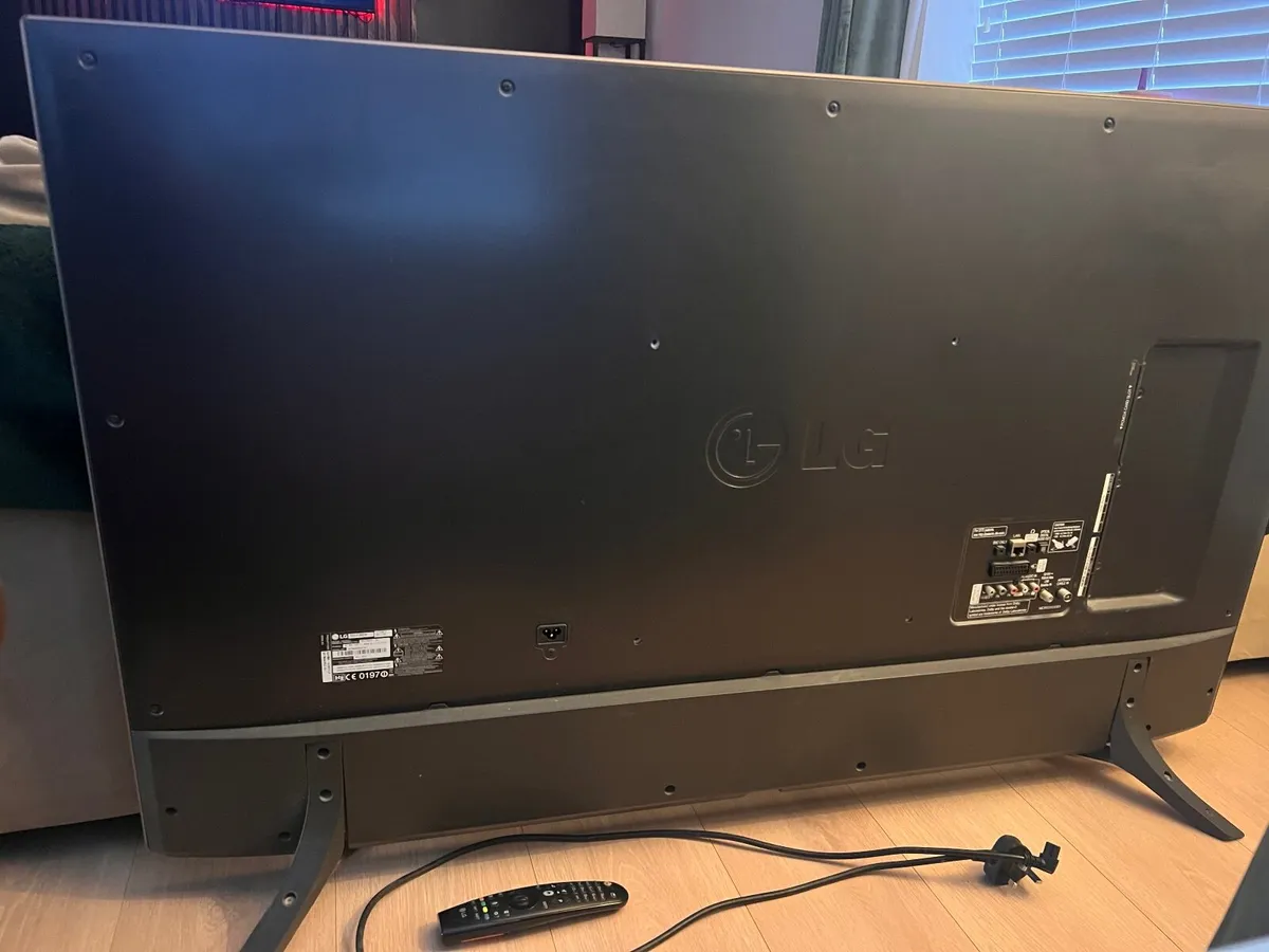 LG 55” Smart TV – Full HD – Magic Remote – €150 O - Image 2
