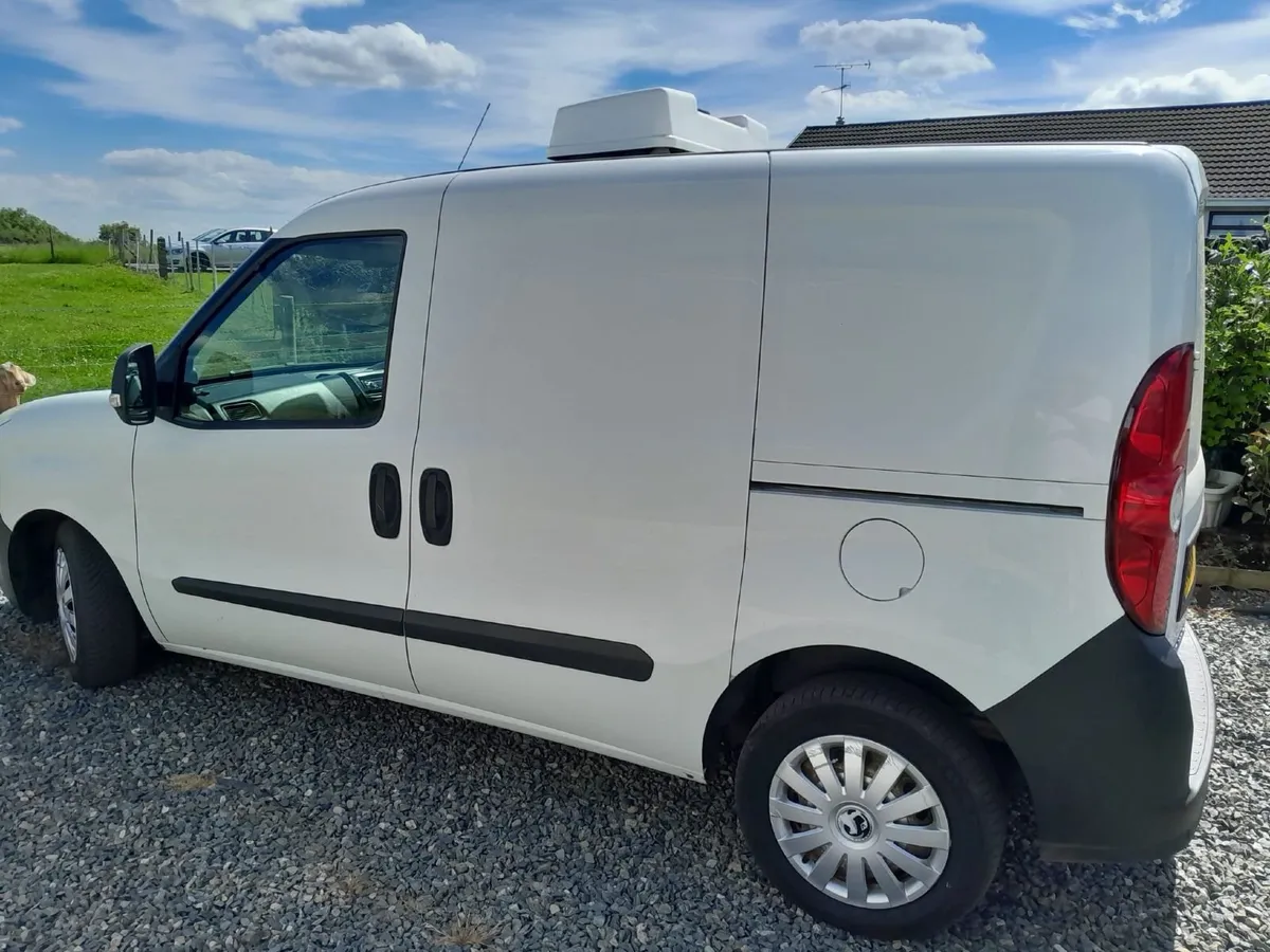 Vauxhall Combo 2014 Refrigerated Van - Image 4