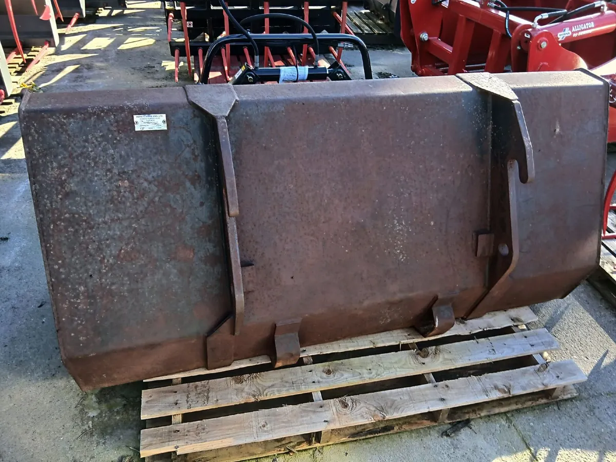 SH 6ft INDUSTRIAL LOADER BUCKET - Image 2