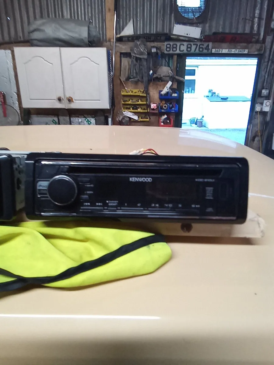 Car radio for sale - Image 3