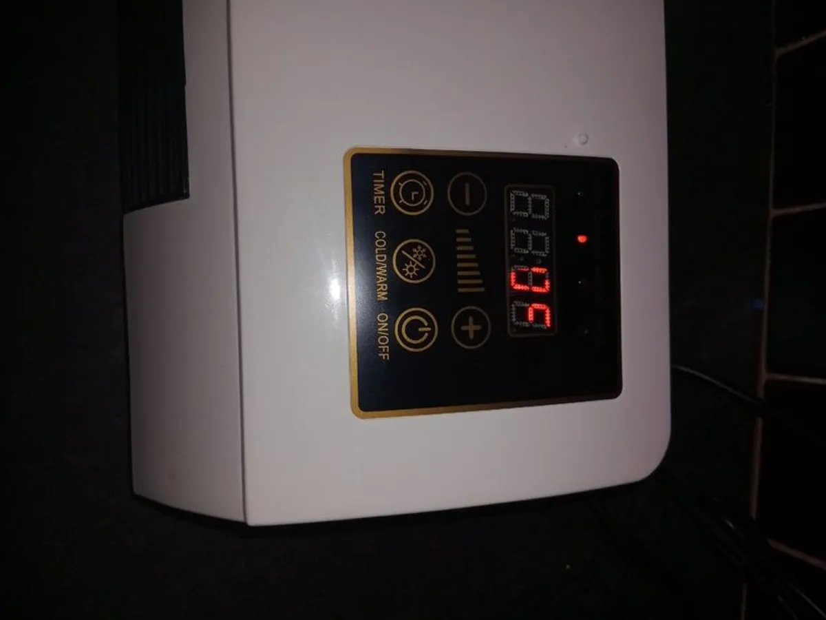 Hot and cold wall mounted unit - Image 3
