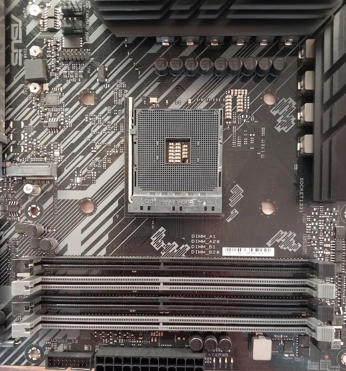 Motherboard ASUS TUFF Gaming B550-PLUS - Image 3