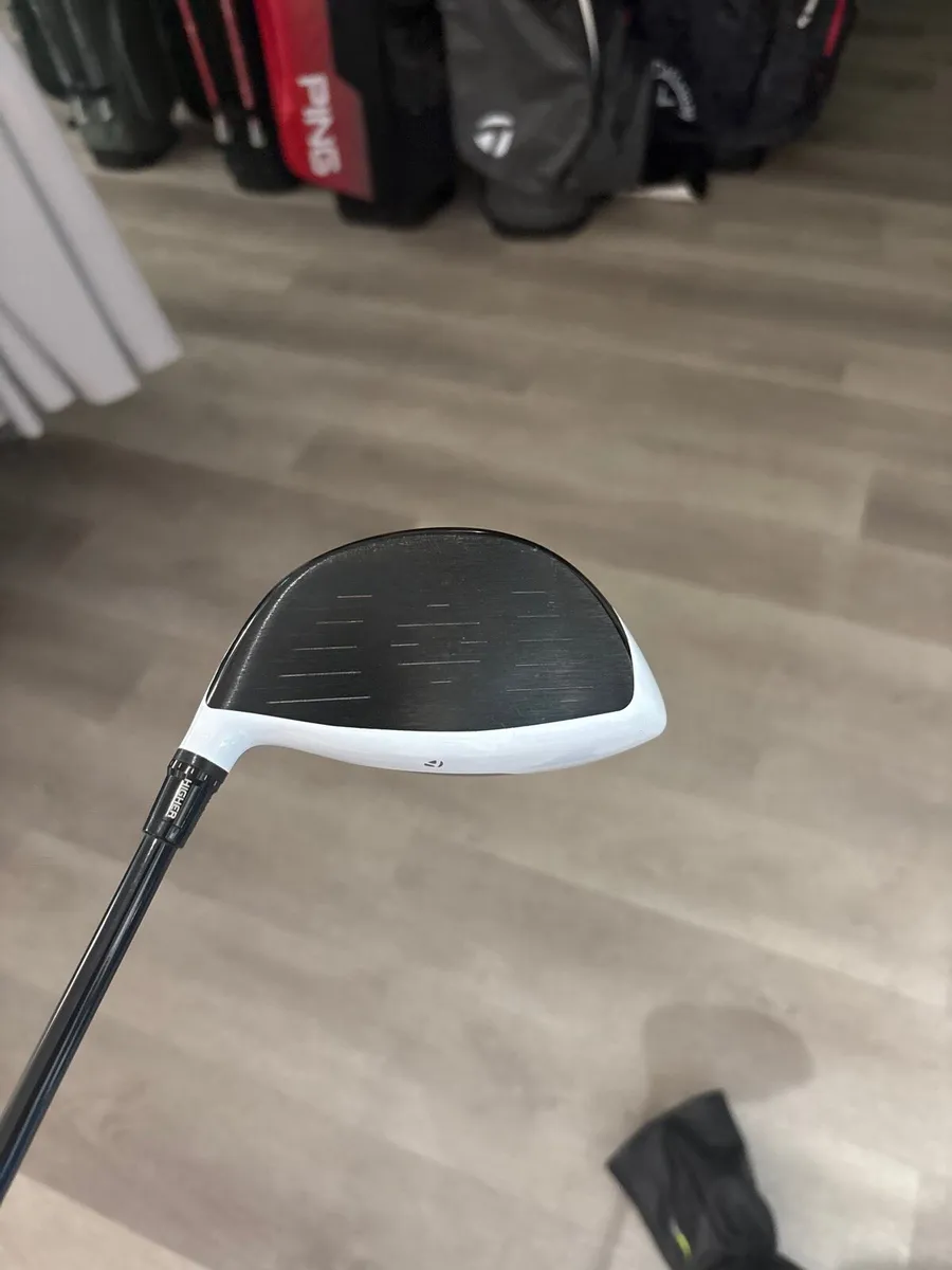 Taylor Made M2 (10.5 Reg) - Image 2