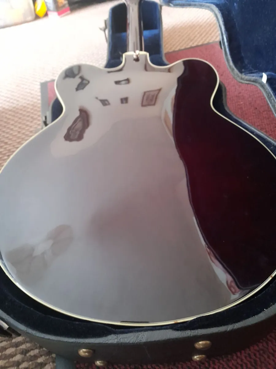 Guitar - Image 2