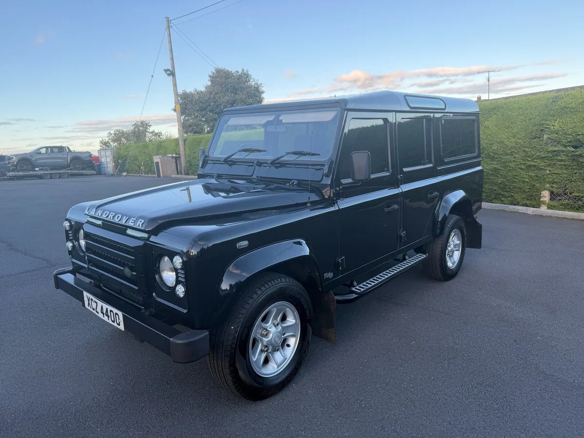 Landrover  defender  110 Td5 - Image 2