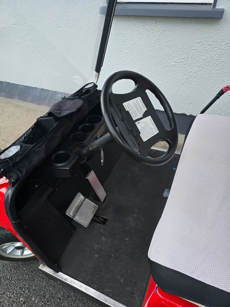 Yamaha Petrol Golf Buggy - Image 4