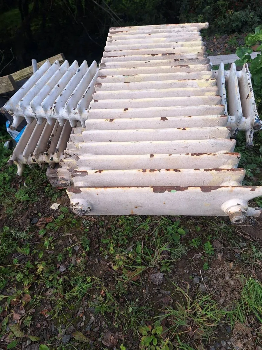 Vintage radiators - Image 2