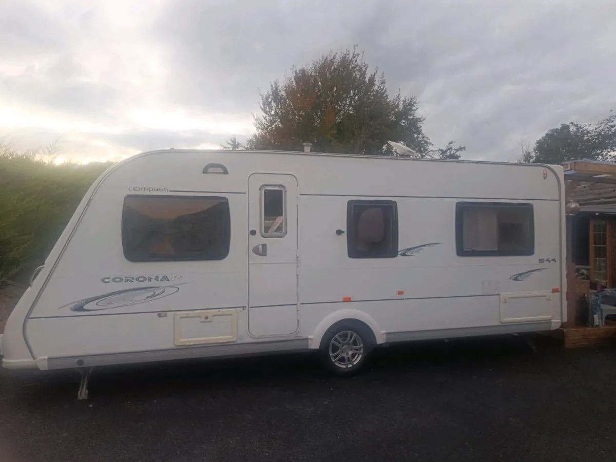 Caravan - Image 1