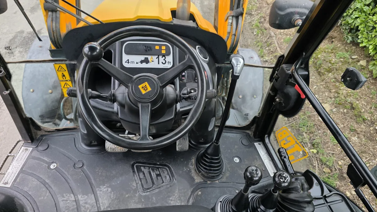 2014 JCB 3CX Sitemaster (3 C X) Backhoe Loader - Image 4