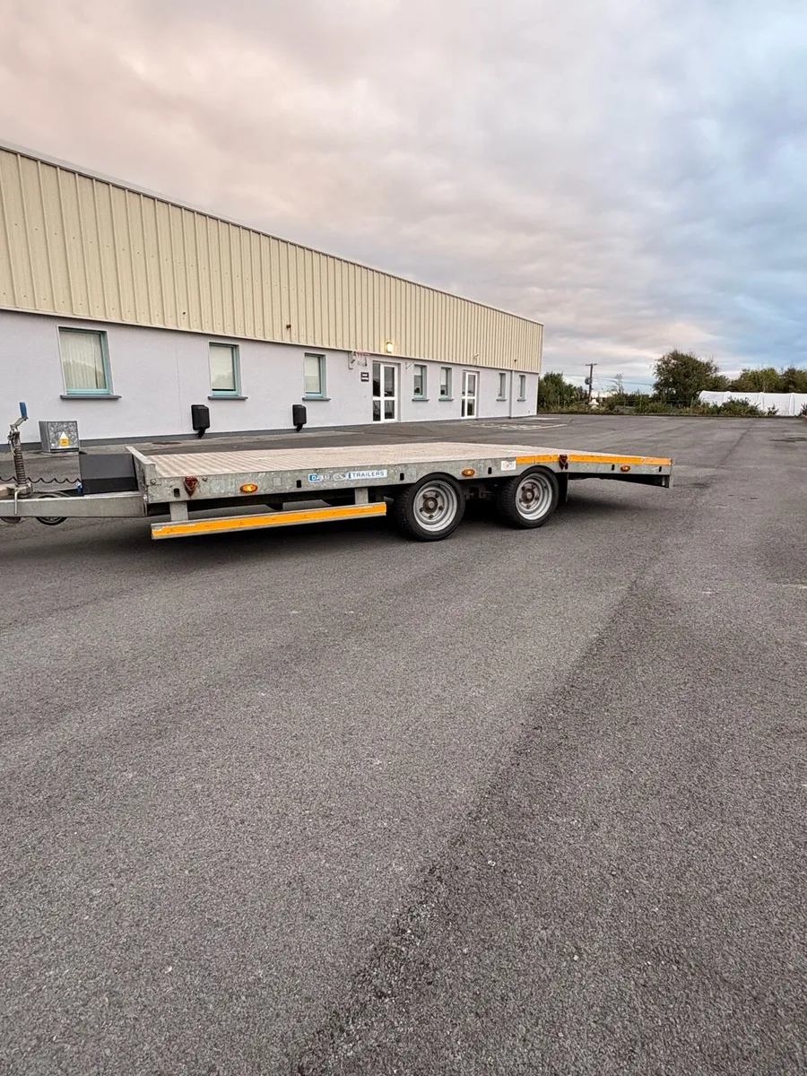 Dale Kane Beavertail Trailer - Image 3