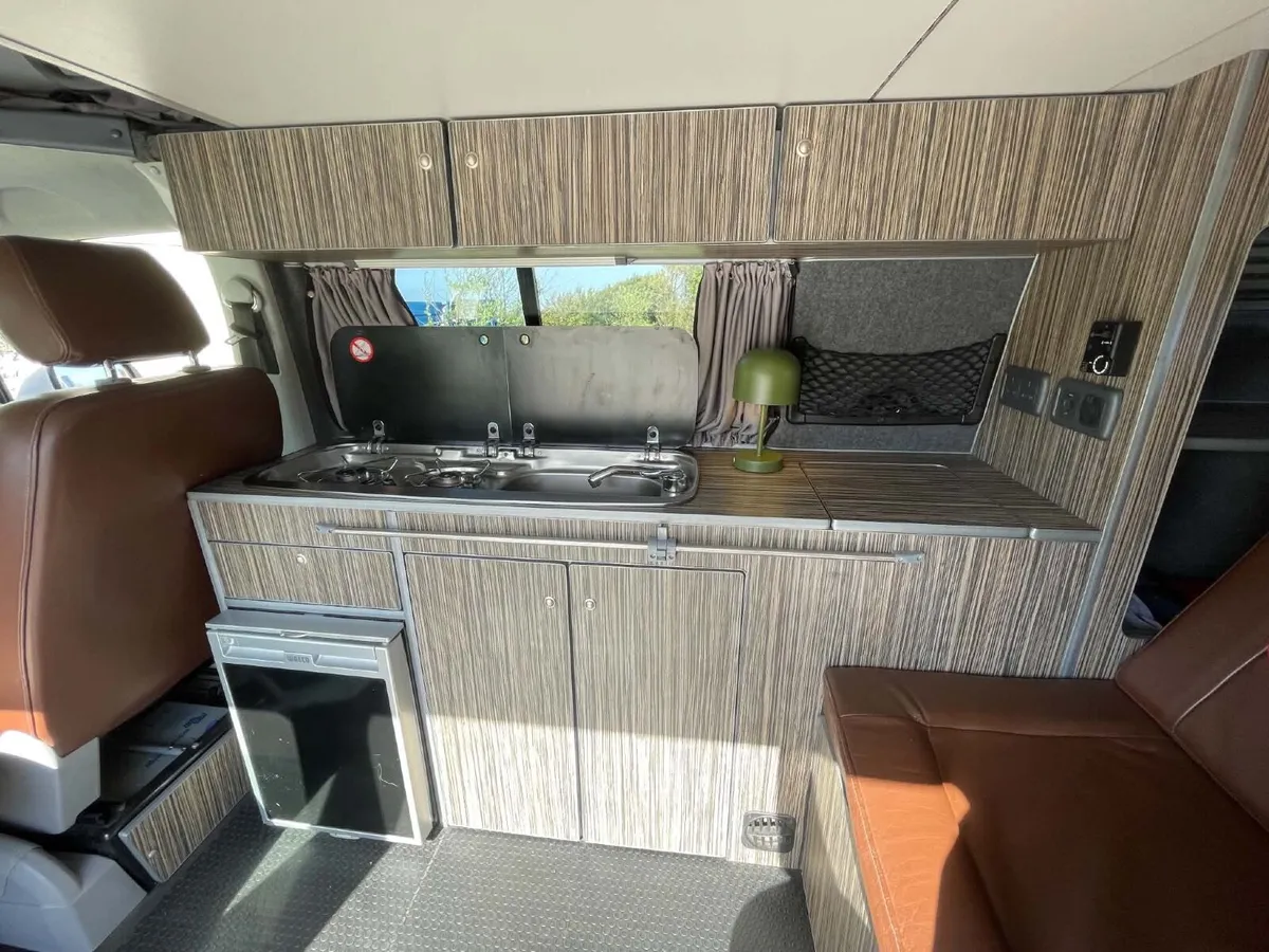 VW  Transporter camper van 1.9 diesel 2012 - Image 3