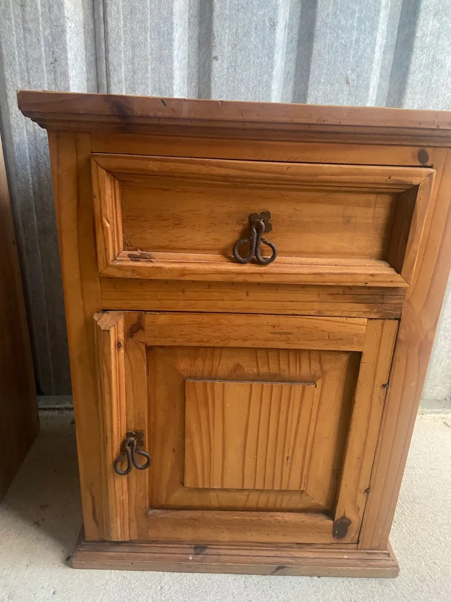 Mexican Pine Locker - Image 1