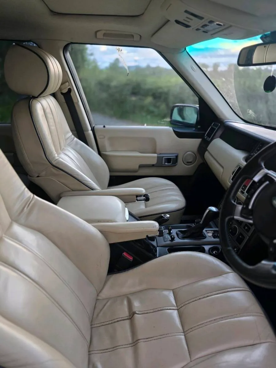 Range Rover Vogue - Image 3
