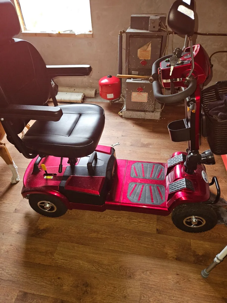 Mobility scooter - Image 1