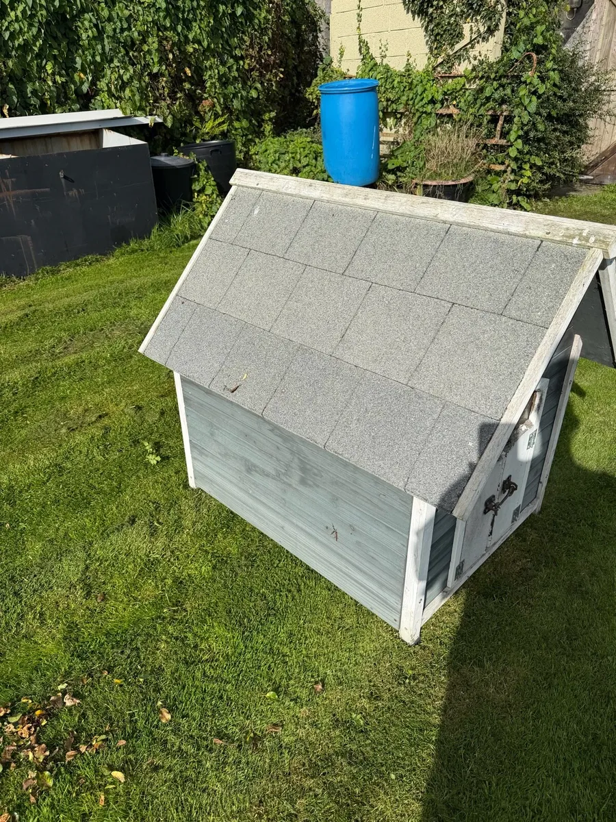 Dog House - Image 3