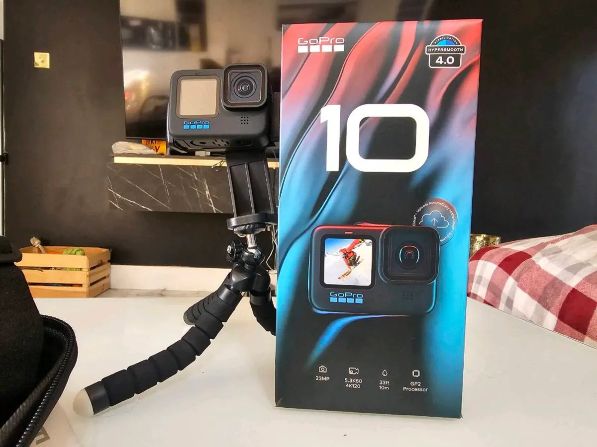 Gopro Hero 10 Black immaculate with accessories - Image 1