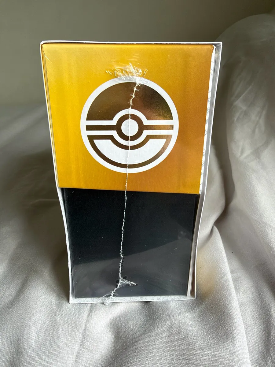 Pokemon 30th celebration elite trainer box.. - Image 3