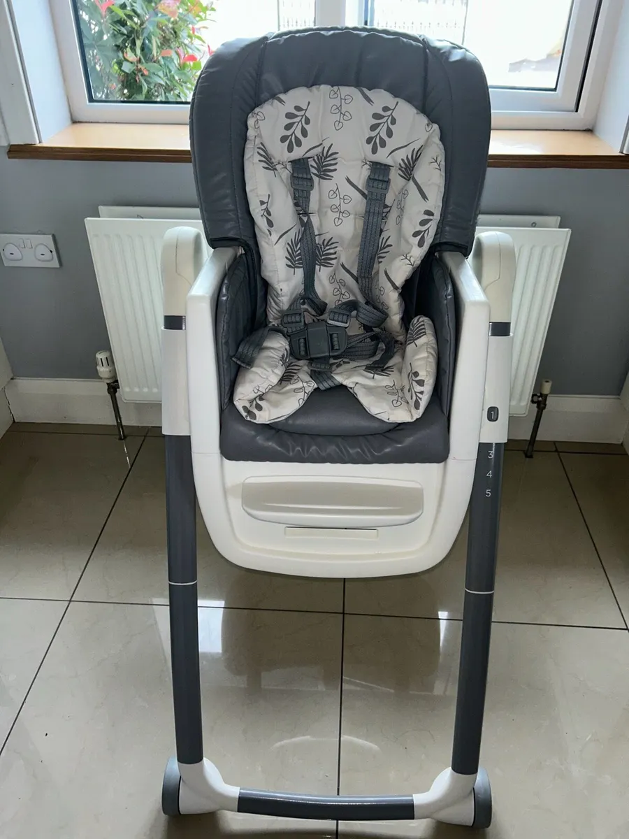 Highchair - Image 4
