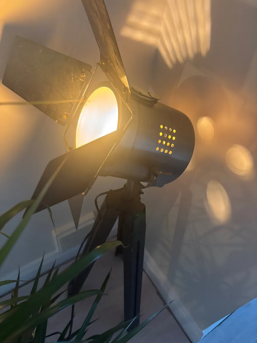 Cinematic light - Image 4